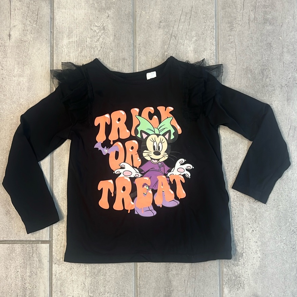 H&M Minnie Mouse Black Long Sleeve Halloween TShirt with Ruffle Shoulders 2-4